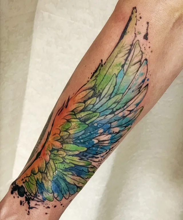 Color and sketchy custom tattoo by Xelo