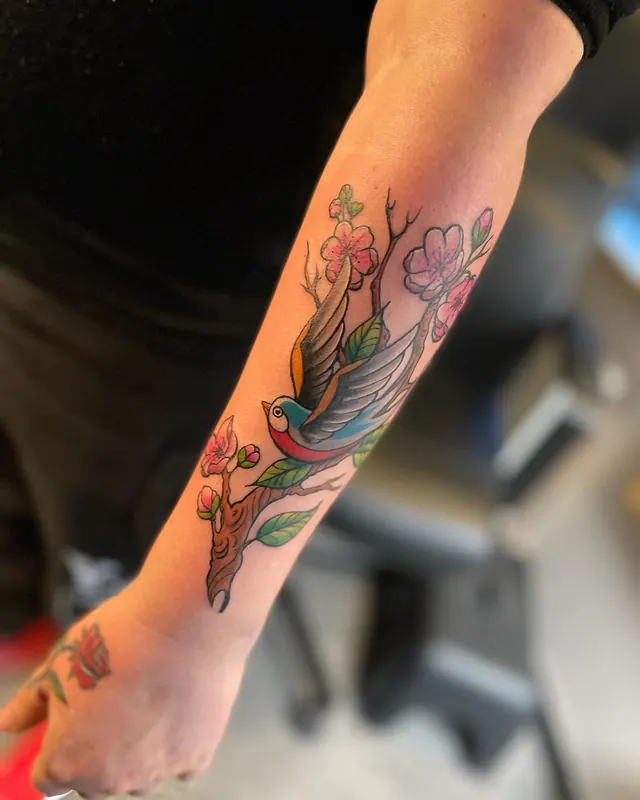 Color and sketchy custom tattoo by Xelo