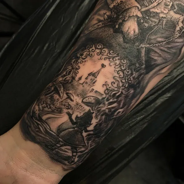 Black and grey realistic tattoo by Xelo